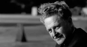Read more about the article Doğduğu Topraklara Borcunu Ödeyen Şair: Nazım Hikmet